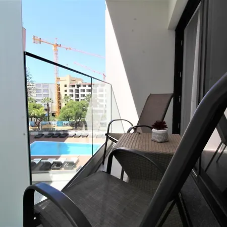 Apartament By The Sea